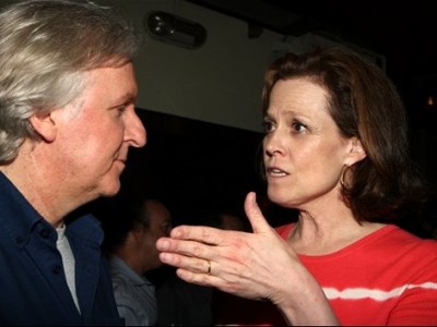 James Cameron e Sigourney Weaver