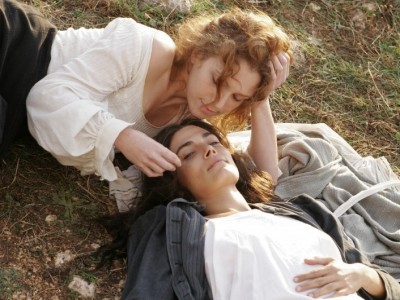Isabella Ragonese e Valeria Solarino in Viola di mare