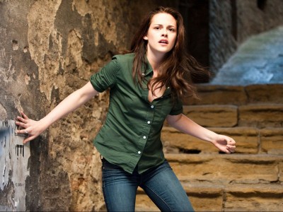Kristen Stewart in New Moon
