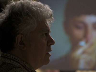 Pedro Almodovar sul set de Gli abbracci spezzati