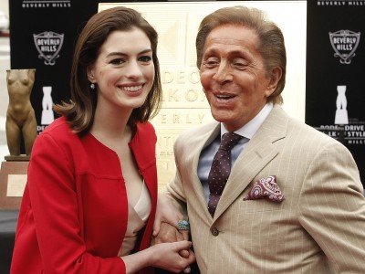 Anne Hathaway e Valentino
