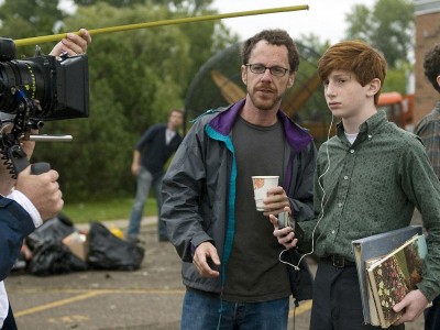 Ethan Coen sul set di A Serious Man