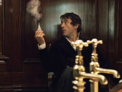 Robert Downey  Jr. è Sherlock Holmes