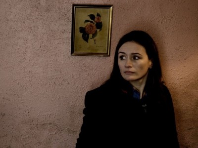 Emily Mortimer in una scena di Harry Brown