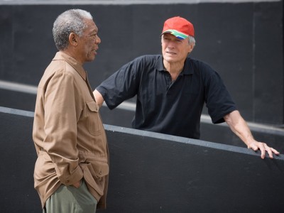 Morgan Freeman e Clint Eastwood sul set di Invictus