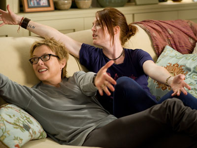 Annette Bening e Julianne Moore ne I ragazzi stanno bene