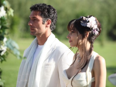 Raoul Bova e Michaela Quattrociocche in Scusa ma ti voglio sposare