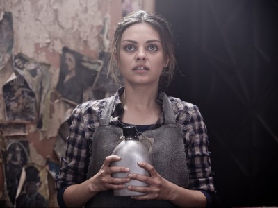 Mila Kunis in Codice Genesi
