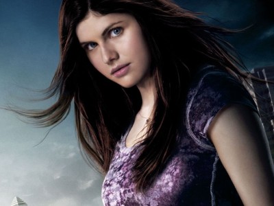 Alexandra Daddario è la figlia di Atena in Percy Jackson e gli dei dell'Olimpo