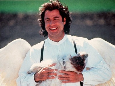 John Travolta indimenticabile in Michael