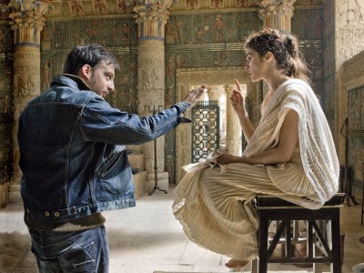 Alejandro Amenabar dirige Rachel Weisz sul set di Agora