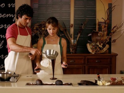 Luca Argentero e Violante Placido in Lezioni di cioccolato
