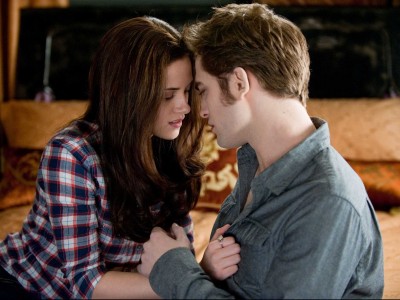 Kristen Stewart e Robert Pattinson in Eclipse