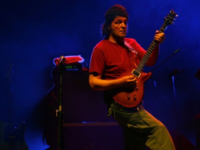 Kusturica chitarrista della No Smoking Orchestra