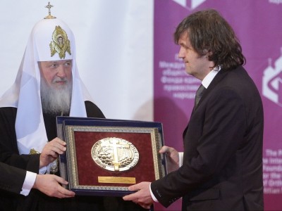 Kusturica col Patriarca Ortodosso Kirill