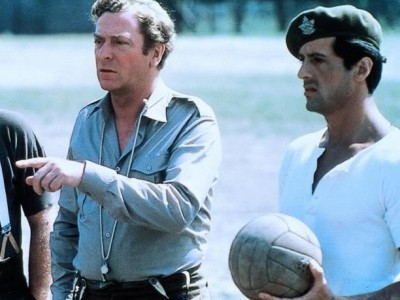 Michael Caine e Sylvester Stallone in Fuga per la vittoria