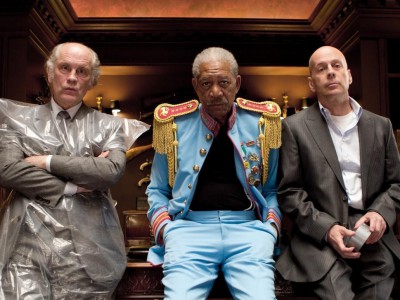 Bruce Willis insieme a Morgan Freeman e John Malkovich in Red