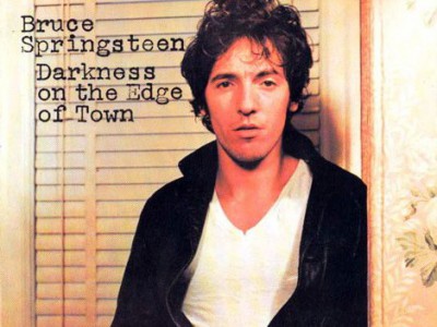 Bruce Springsteen sulla copertina di Darkness On the Edge of Town