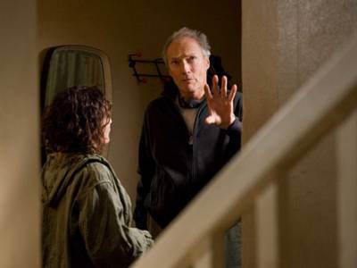 Clint Eastwood sul set di Hereafter