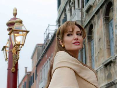 Angelina Jolie in The Tourist