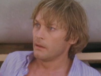 Helmut Berger è La belva col mitra