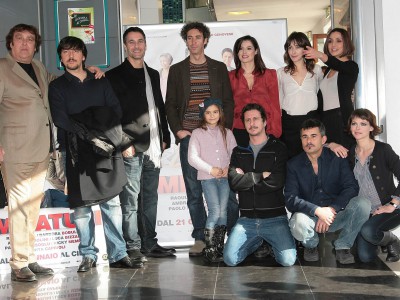 Il cast al completo e il regista Paolo Genovese alla presentazione romana di Immaturi
