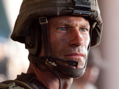 Aaron Eckhart in World Invasion