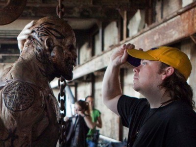 Il regista Kevin Munroe sul set di Dylan Dog