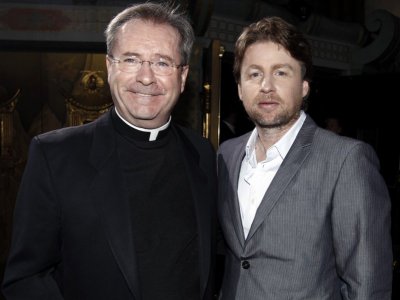 Il regista con padre Gary Thomas, che ha ispirato il film