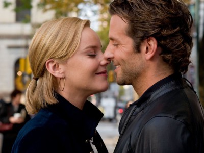 Bradley Cooper e Abbie Cornish in Limitless