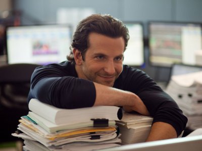 Bradley Cooper in una scena di Limitless