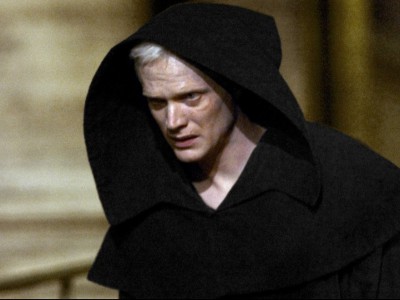 Paul Bettany è Silas ne Il codice Da Vinci