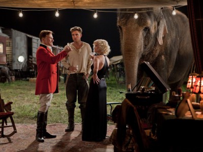 Christoph Waltz, Robert Pattinson e Reese Witherspoon in Come l'acqua per gli elefanti