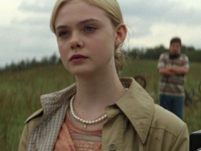 Elle Fanning in Super 8