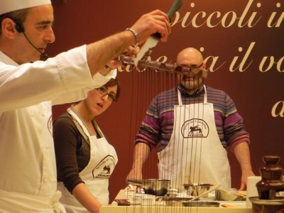 Al lavoro sulla cioccolata!