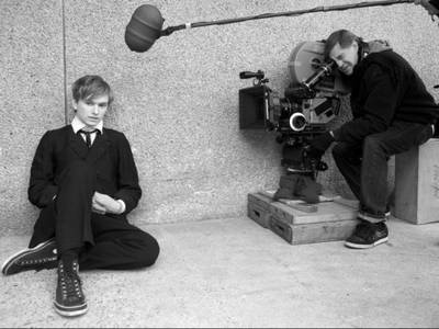 Van Sant dirige Henry Hopper sul set de L'amore che resta