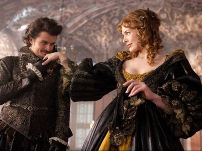 Orlando Bloom e Milla Jovovich ne I tre moschettieri