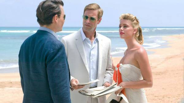 Recensione The Rum Diary con Johnny Depp - Depp con Aaron Eckhart e Amber Heard