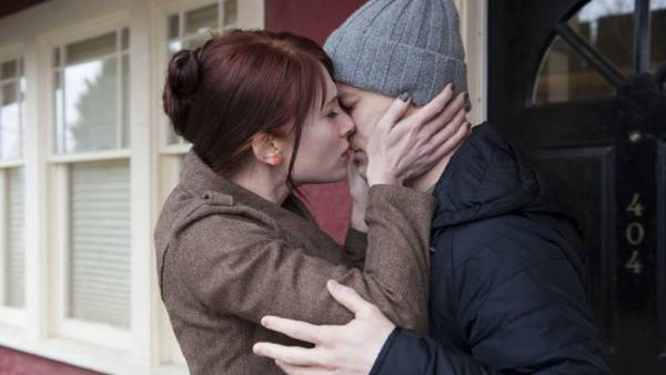 Joseph Gordon-Levitt e Bryce Dallas Howard in 50/50