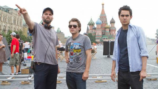 Intervista a Emile Hirsch, l'attore insieme a Max Minghella e al regista Chris Gorak sul set de L'ora nera