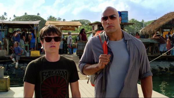 Viaggio nell'isola misteriosa 3D recensione - Josh Hutcherson e Dwayne Johnson