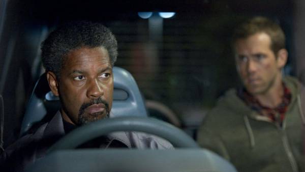 Safe House recensione Denzel Washington - Washington e Ryan Reynolds