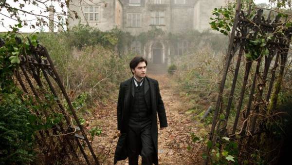 The Woman in Black recensione Daniel Radcliffe - Daniel Radcliffe in una scena
