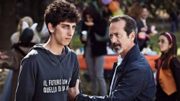 E' nata una star Luciana Littizzetto Rocco Papaleo intervista - Castellitto e Papaleo in una scena