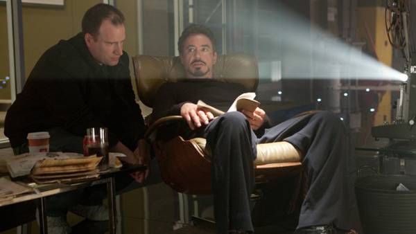 The Avengers Marvel Kevin Feige intervista Iron Man 3. Feige e Downey sul set