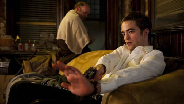 Cosmopolis Pattinson Cronenberg intervista Cannes 2012 - Pattinson e Paul Giamatti in una scena del film