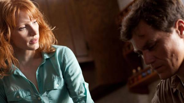 Take Shelter Michael Shannon recensione - Shannon e Jessica Chastain
