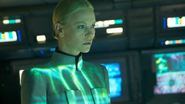 Prometheus recensione anteprima Ridley Scott Theron Fassbender - Charlize Theron