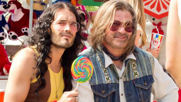 Russell Brand intervista Rock of Ages