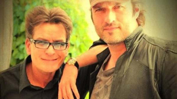 Machete Kills Charlie Sheen Presidente USA Rodriguez - Sheen e Rodriguez